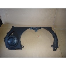 Накладка торпедо под панелью приборов. Mazda CX-7 2006 по 2012 год