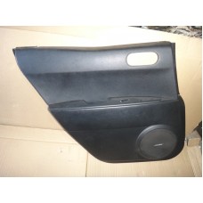 Карта задней левой двери . Чёрная . Mazda CX-7 2006 по 2012 год