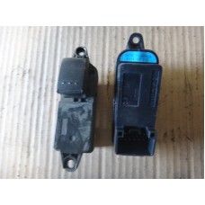 Кнопка  управления задним стеклоподёмником  . Mazda CX-7 2006 по 2012 год