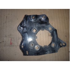 Накладка на стакан кузова , передний левый. Mazda CX-7 2006 по 2012 год