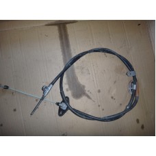 Трос ручника , средний .  Mazda CX-7 2006 по 2012 год