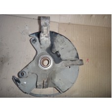Кулак поворотный передний правый . Mazda CX-7 2006 по 2012 год