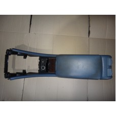 Консоль с подлокотником . Mercedes benz С-Класс w203