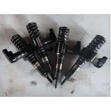 Форсунки  топливные  к дв. 2.0тди. Volkswagen Passat B6