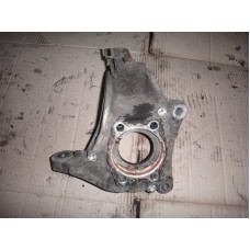 Кулак передний поворотный правый. Volkswagen Passat B6