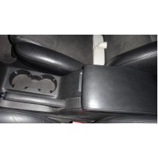 Консоль подлокотник Passat B5